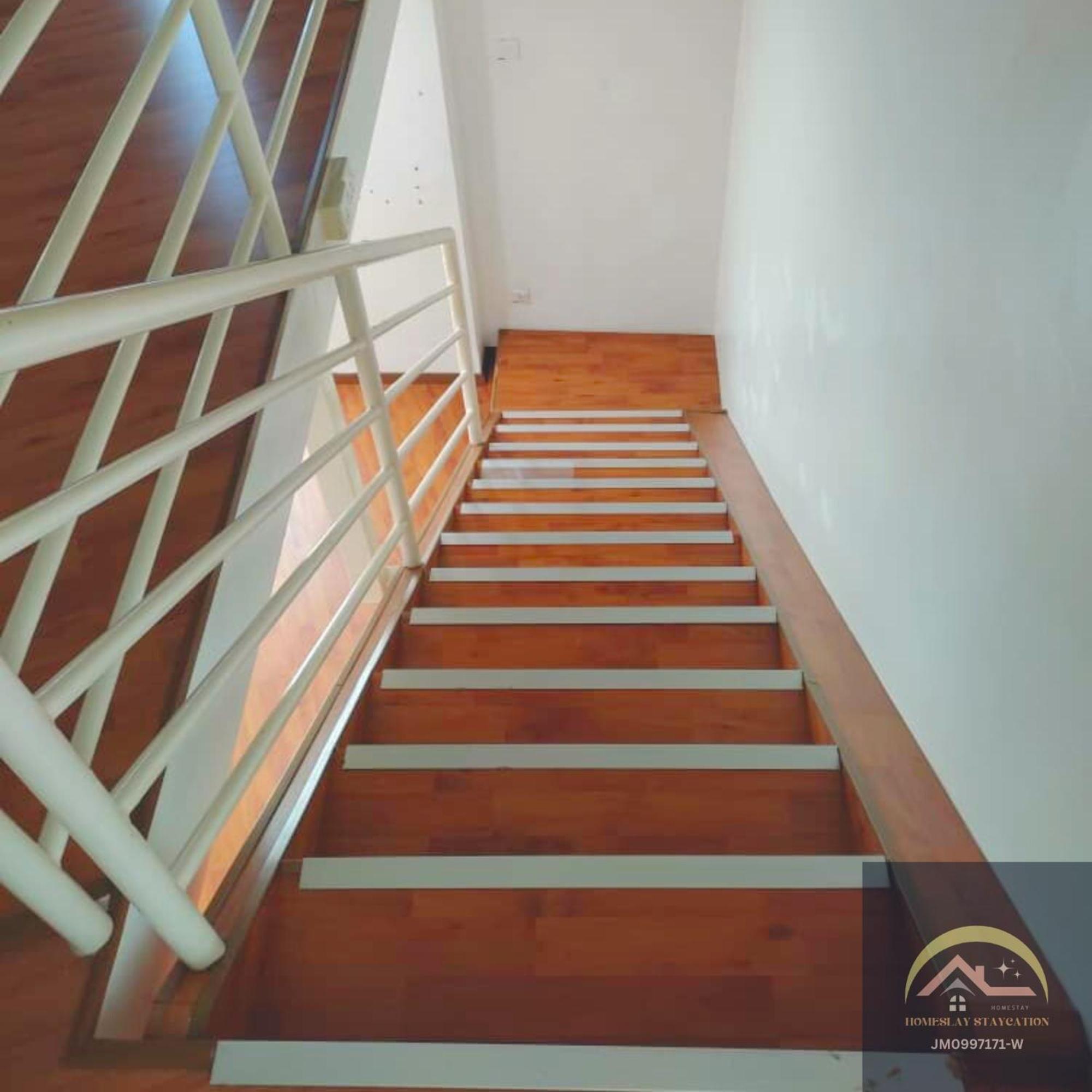 Apartment Minimalist Duplex @ Bayanlepas
